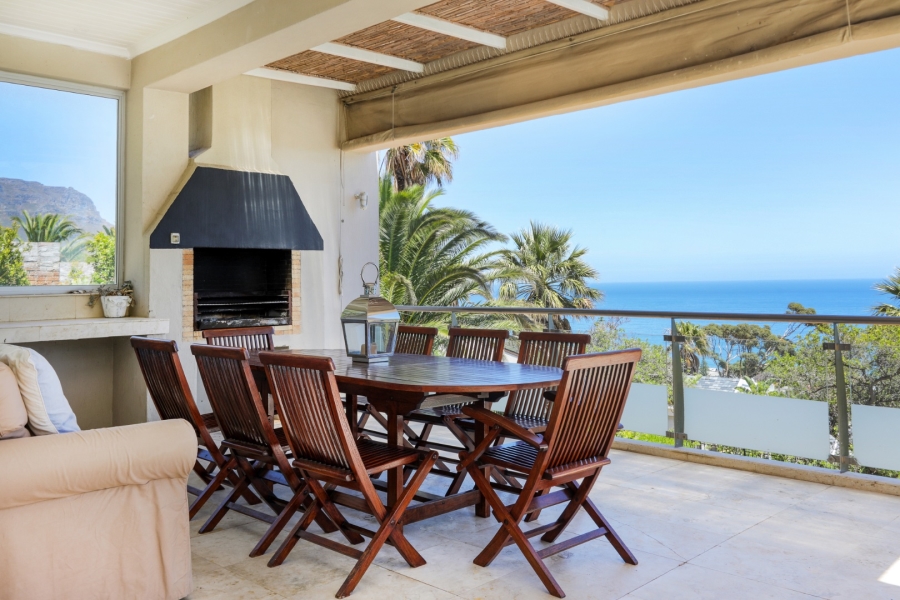 To Let 4 Bedroom Property for Rent in Bakoven Western Cape